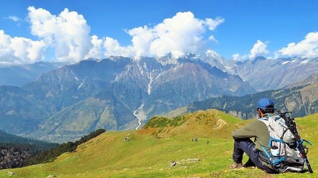 trekking - things to do in manali