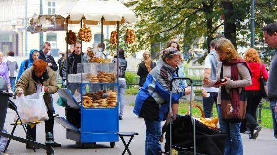 safety tips for solo traveler