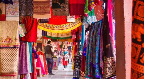 pink city bazaar - best places to visit in jaipur