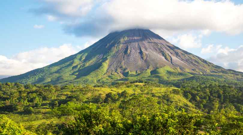 costa rica - top tourist attractions