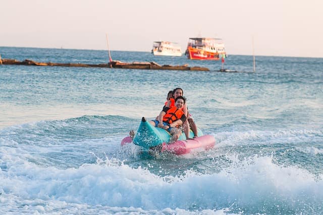 banana boat ride in andaman