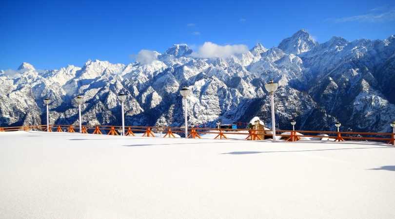 Snowfall in auli