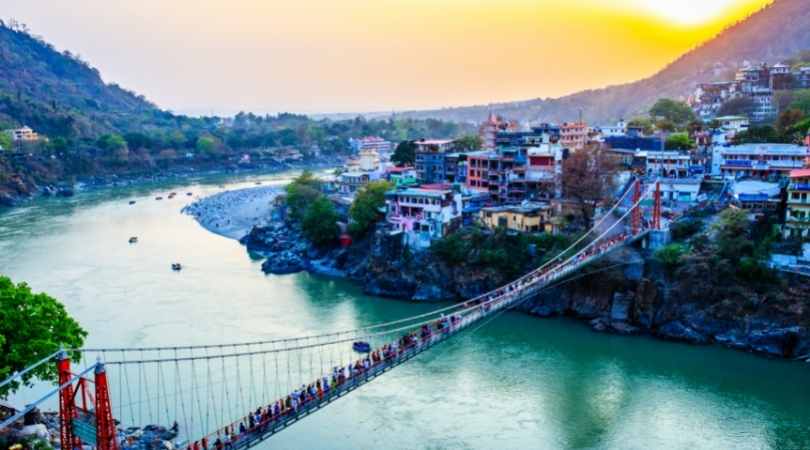 how to reach rishikesh