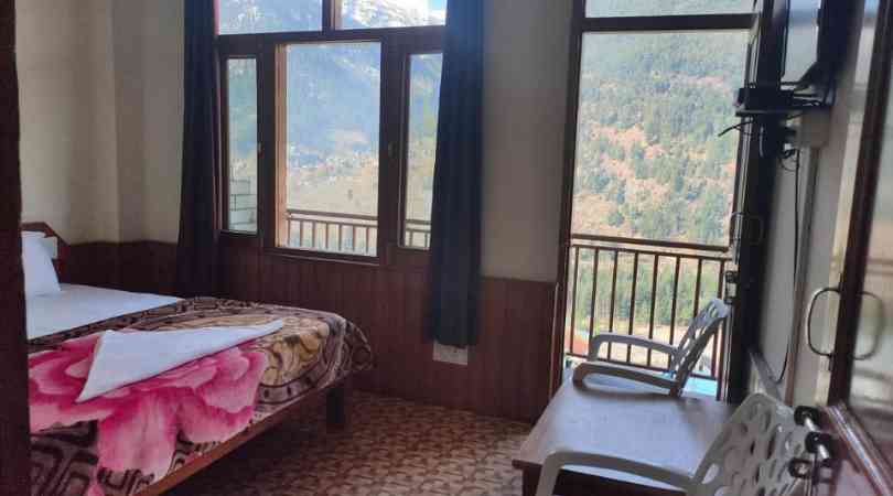 Roop Mountain Homestay Manali