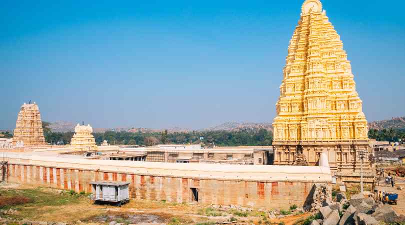 Hemakuta Hill Temple complex